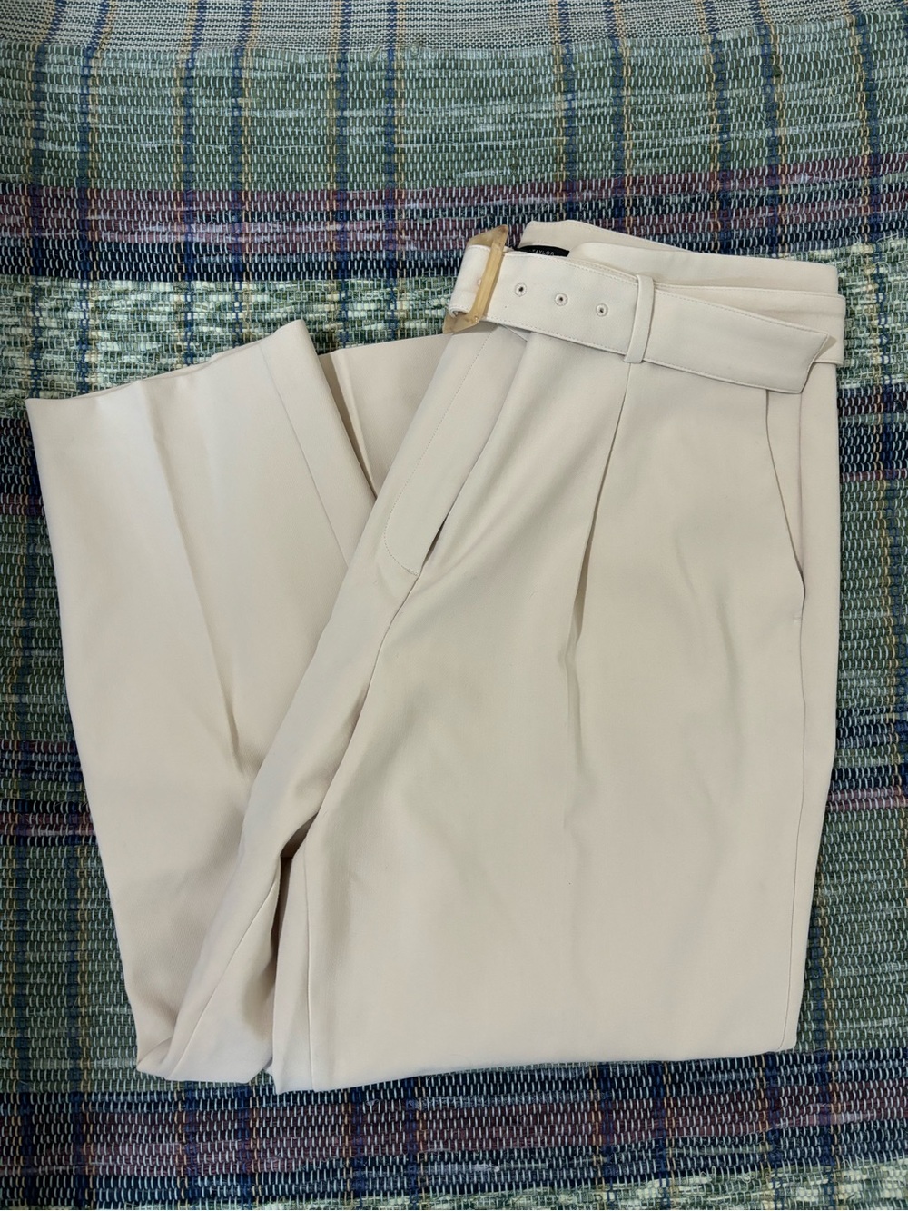 Ann Taylor Cream Trouser Tortoise Belt